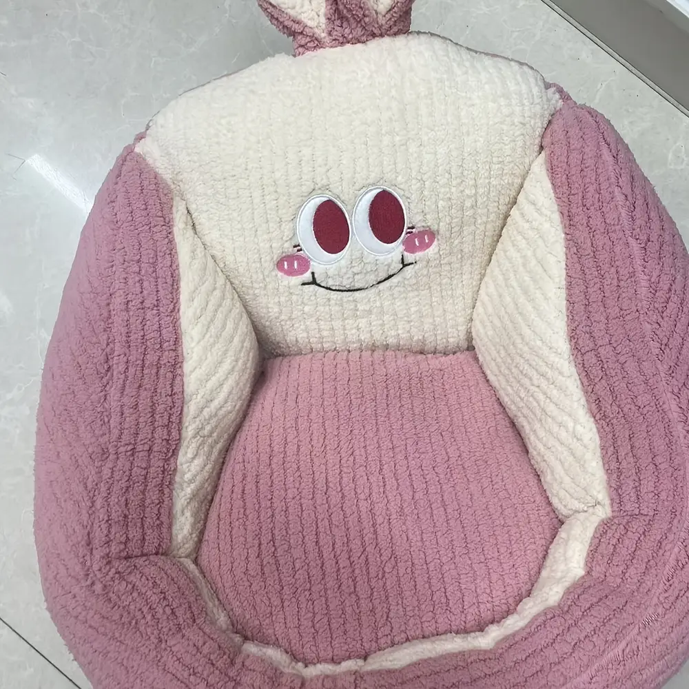 Coussin peluche anime grand yeux – ultra doux lavable pour décoration cosy